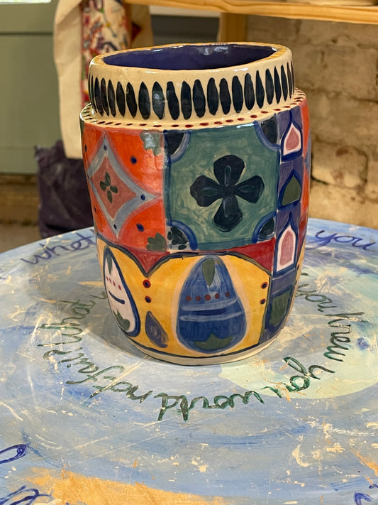 Small tile pot