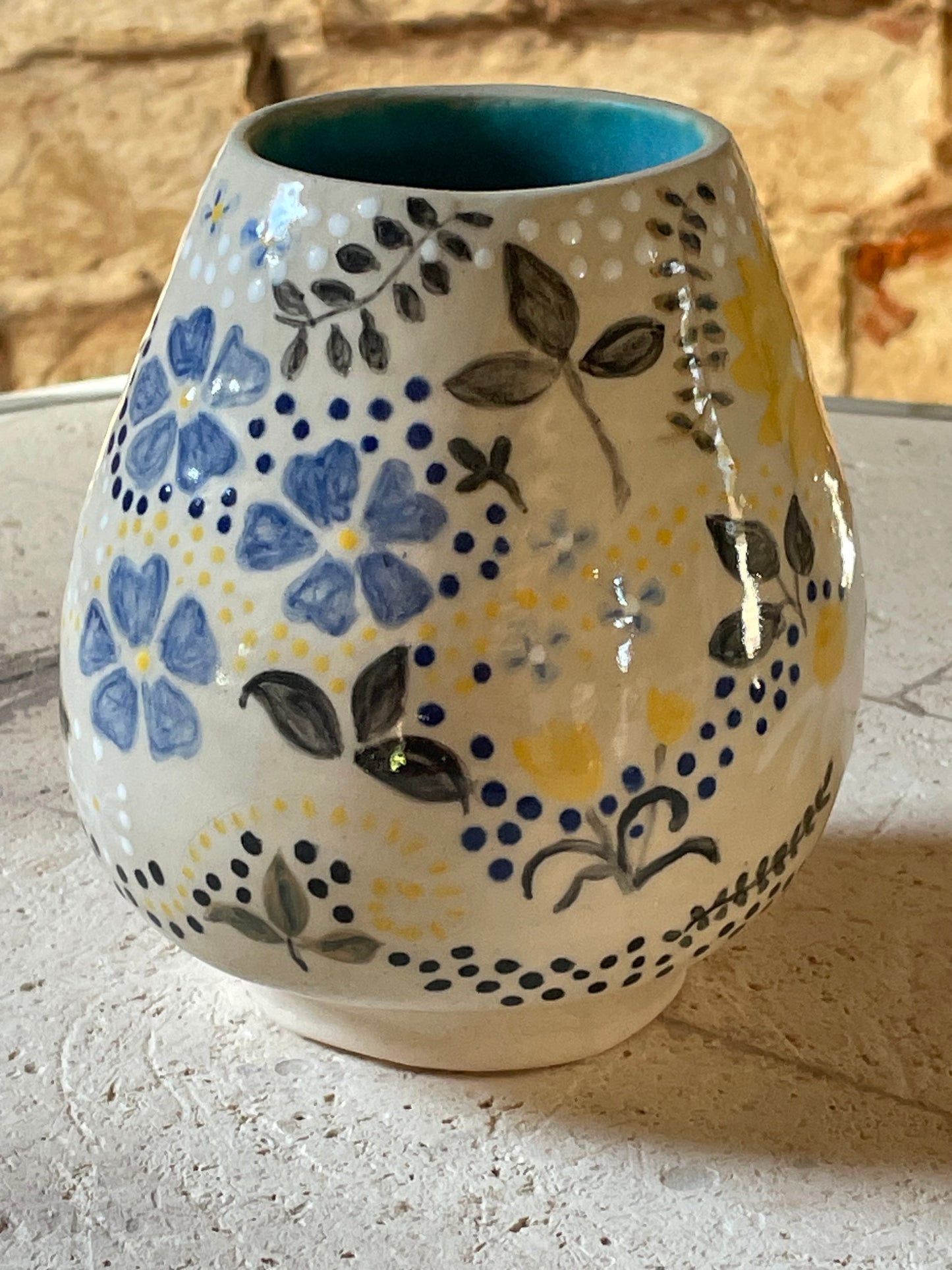 Teasel and Daisy pot