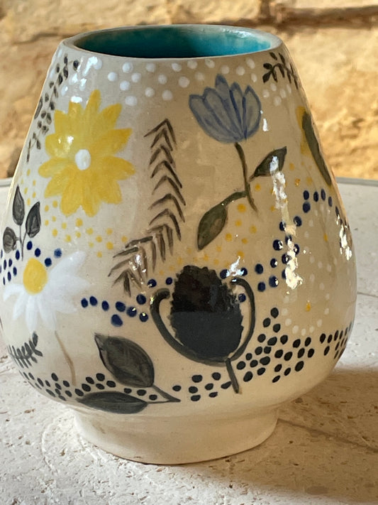 Teasel and Daisy pot