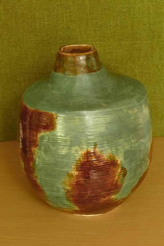 Earthly Pot